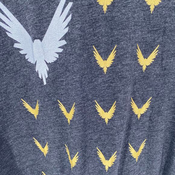 Maverick by Logan Paul Charcoal grey silver gold tee mens size medium - Picture 5 of 6